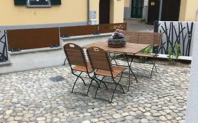 Schmuckkästle am Hafen